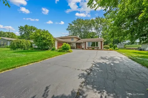 163 South Circle Avenue Bloomingdale IL 60108