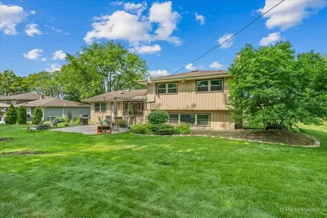 163 South Circle Avenue Bloomingdale IL 60108