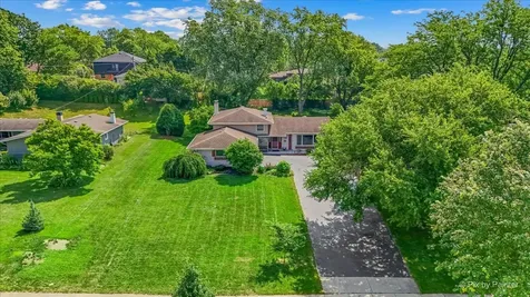 163 South Circle Avenue Bloomingdale IL 60108