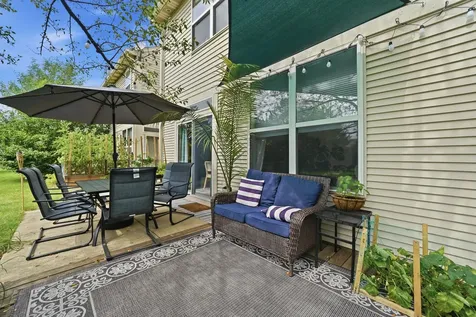 2233 Sunrise Circle Aurora IL 60503