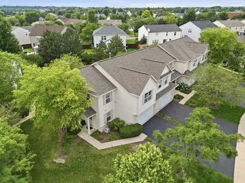 2233 Sunrise Circle Aurora IL 60503