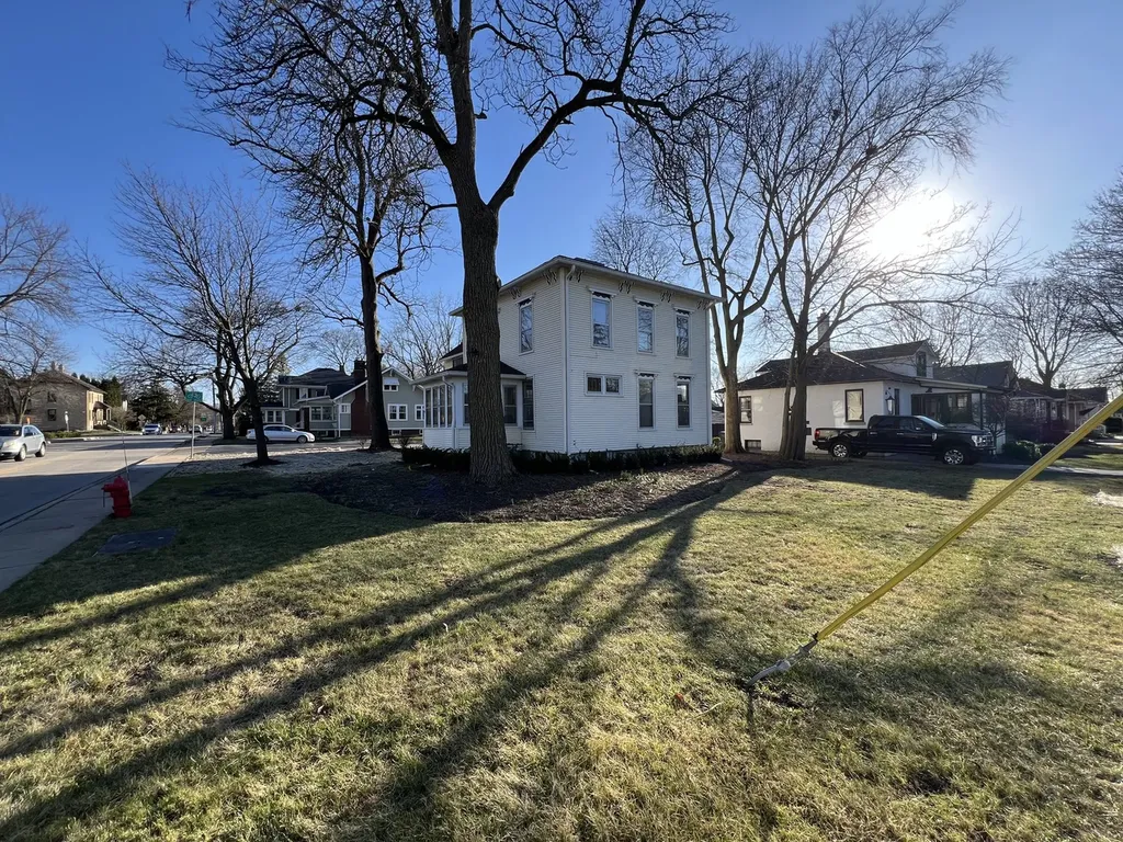 301 West Main Street Barrington IL 60010