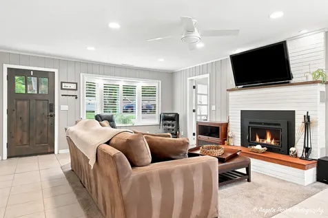2904 Wooded Lane Mchenry IL 60051