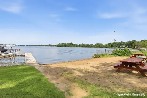 2904 Wooded Lane Mchenry IL 60051