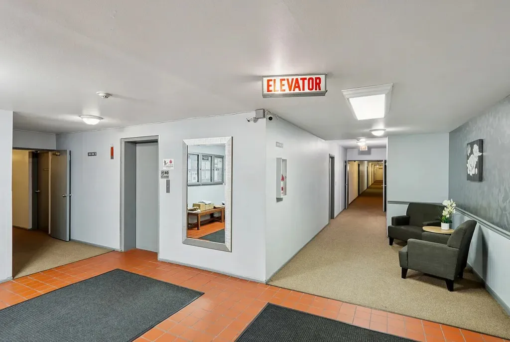 2650 Brookwood Way Drive Rolling Meadows IL 60008