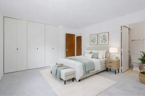 2650 Brookwood Way Drive Rolling Meadows IL 60008