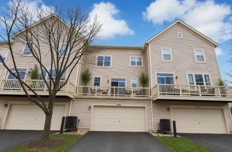 5508 Cambridge Way Hanover Park IL 60133