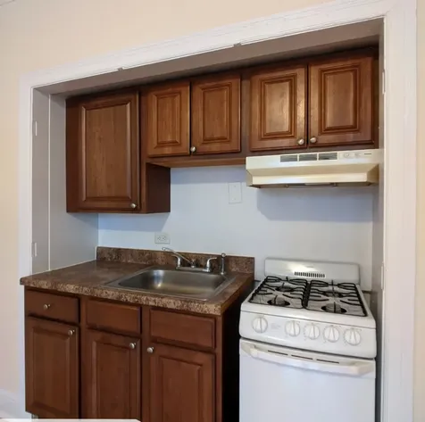 3335 West Diversey Avenue Chicago IL 60647