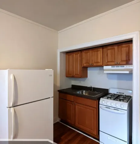 3335 West Diversey Avenue Chicago IL 60647