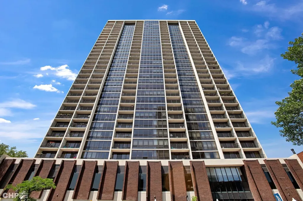 1636 North Wells Street Chicago IL 60614