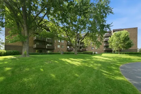 840 Wellington Avenue Elk Grove Village IL 60007