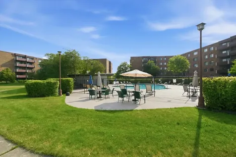 840 Wellington Avenue Elk Grove Village IL 60007