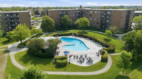 840 Wellington Avenue Elk Grove Village IL 60007