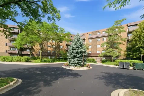 840 Wellington Avenue Elk Grove Village IL 60007