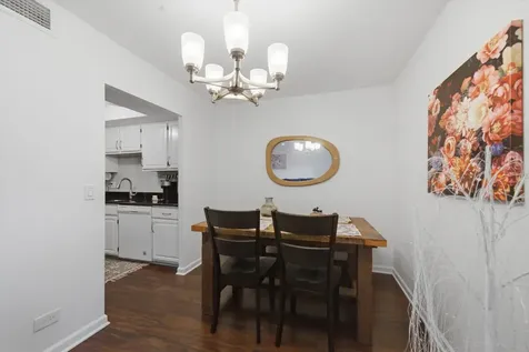 840 Wellington Avenue Elk Grove Village IL 60007