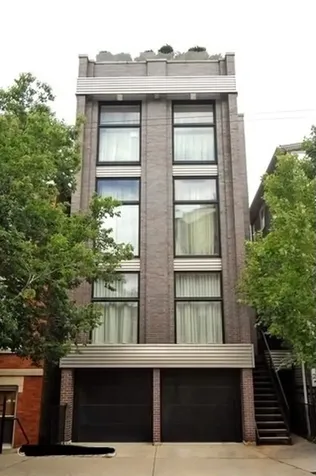 813 North May Street Chicago IL 60642