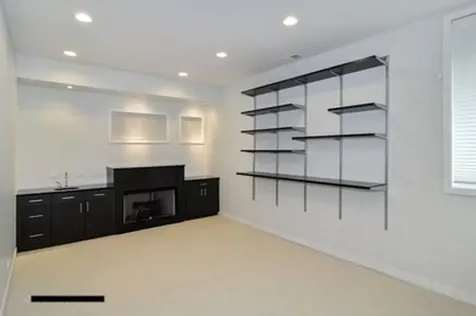 813 North May Street Chicago IL 60642