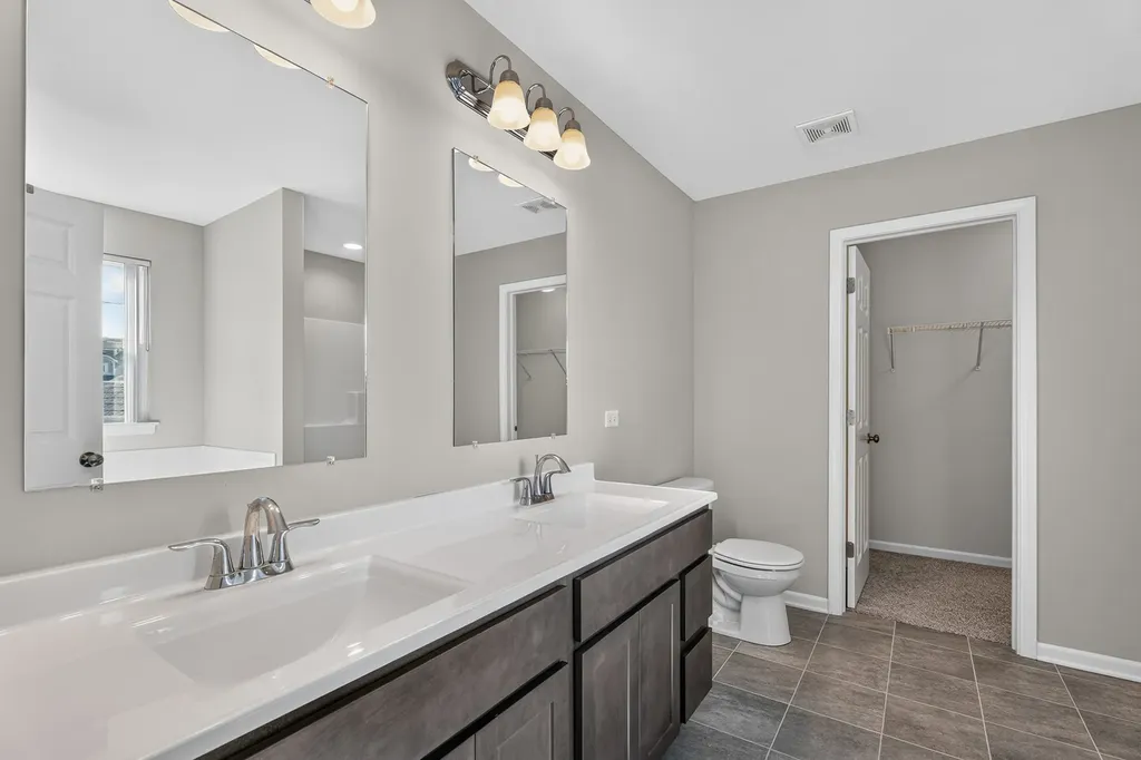 2102 Daly Lane Plainfield IL 60586