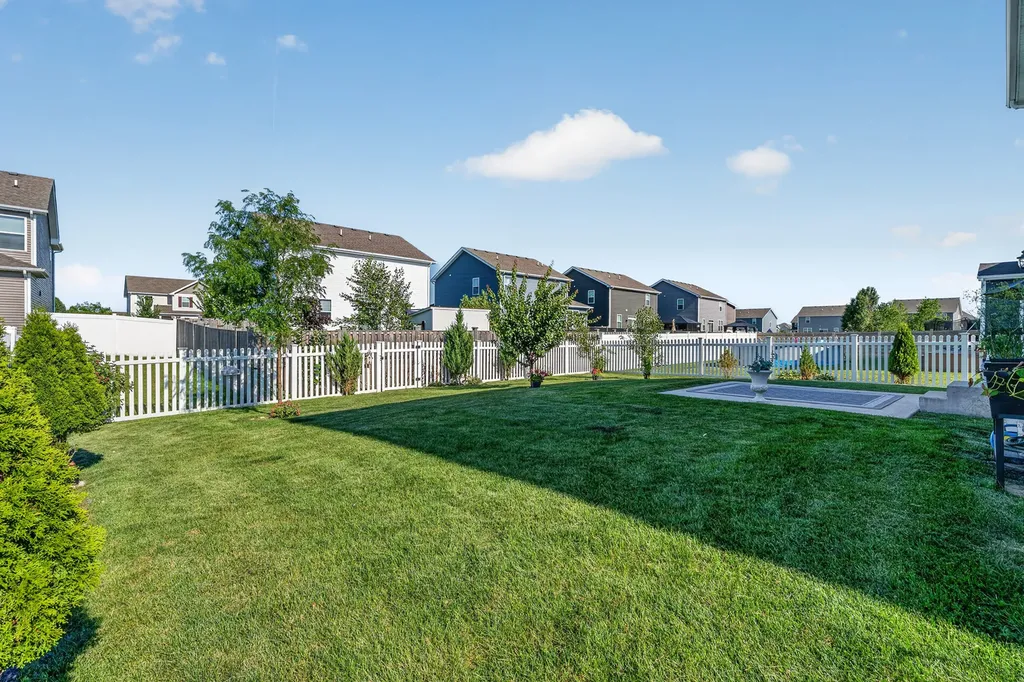 2102 Daly Lane Plainfield IL 60586