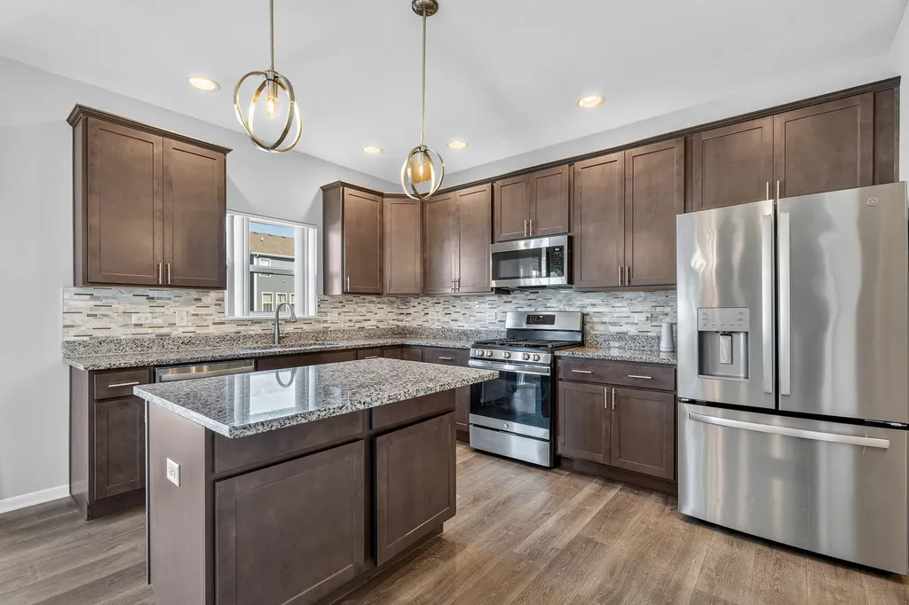 2102 Daly Lane Plainfield IL 60586