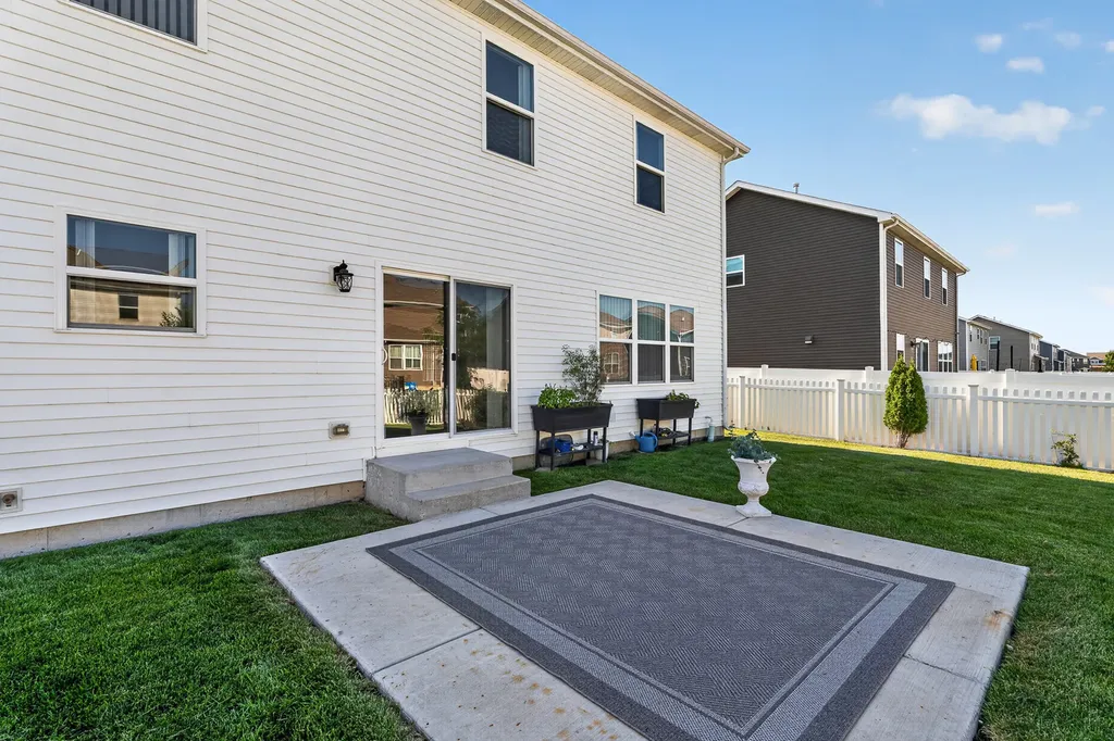 2102 Daly Lane Plainfield IL 60586