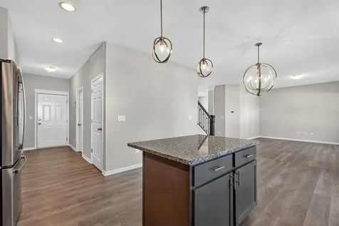 2102 Daly Lane Plainfield IL 60586