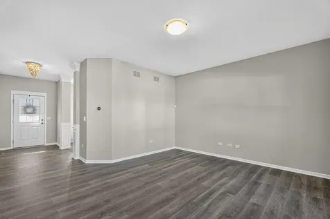 2102 Daly Lane Plainfield IL 60586