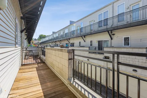 3238 North Kilbourn Avenue Chicago IL 60641