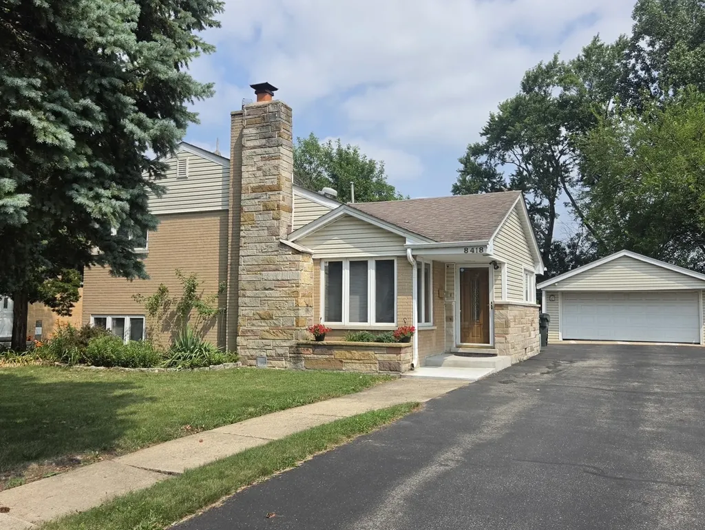 8418 West Crain Street Niles IL 60714