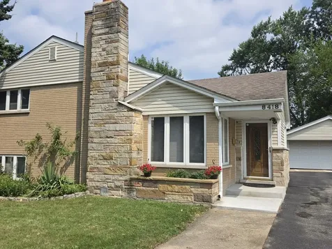 8418 West Crain Street Niles IL 60714