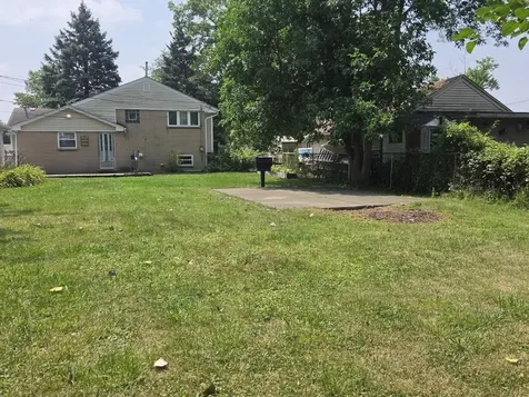 8418 West Crain Street Niles IL 60714