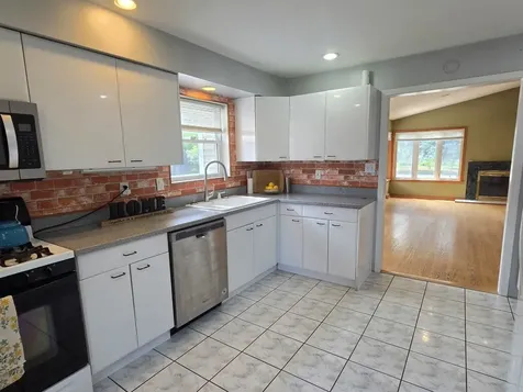 8418 West Crain Street Niles IL 60714