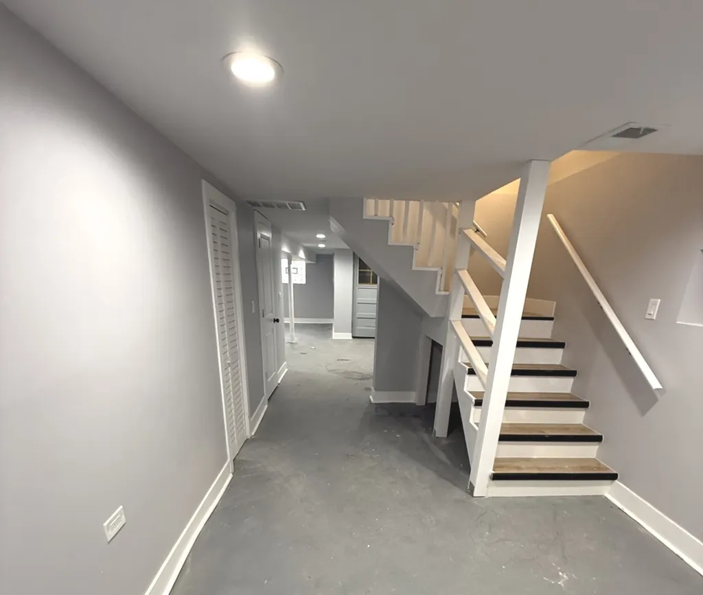 8219 South Honore Street Chicago IL 60620