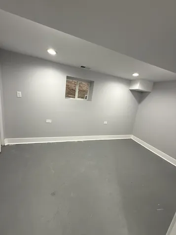 8219 South Honore Street Chicago IL 60620