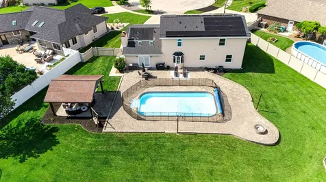 811 1ST Court Manhattan IL 60442
