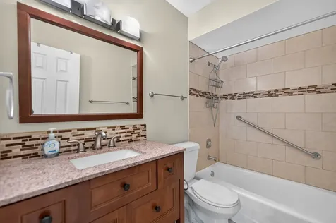 670 Pinecrest Drive Prospect Heights IL 60070