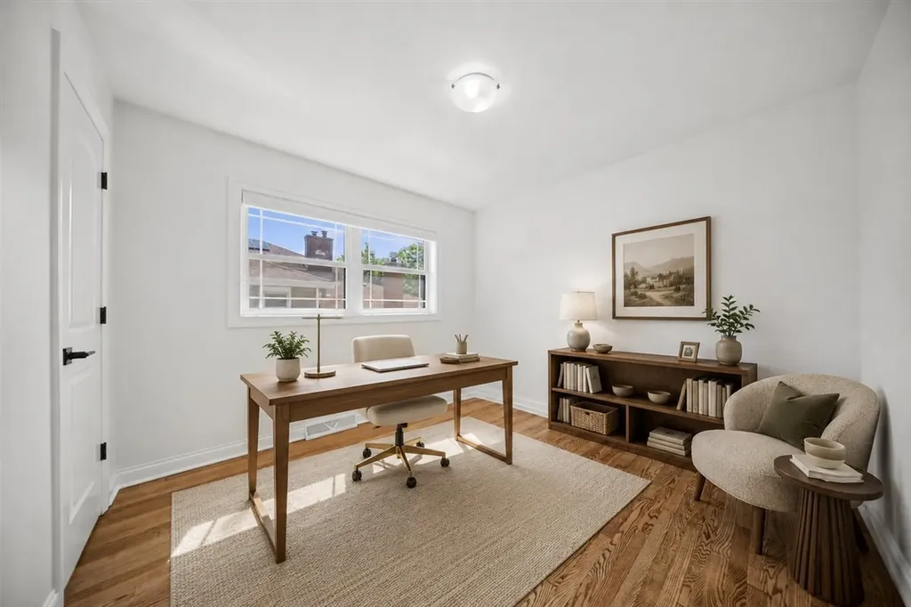 232 East 55th Street Westmont IL 60559