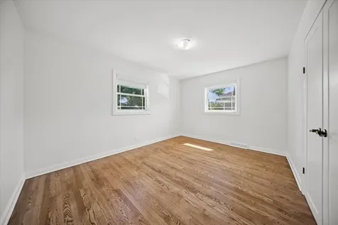 232 East 55th Street Westmont IL 60559