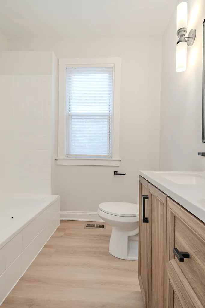 7928 South Winchester Avenue Chicago IL 60620