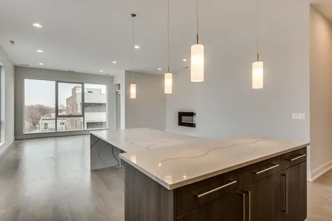 2805 West Cortland Street Chicago IL 60647