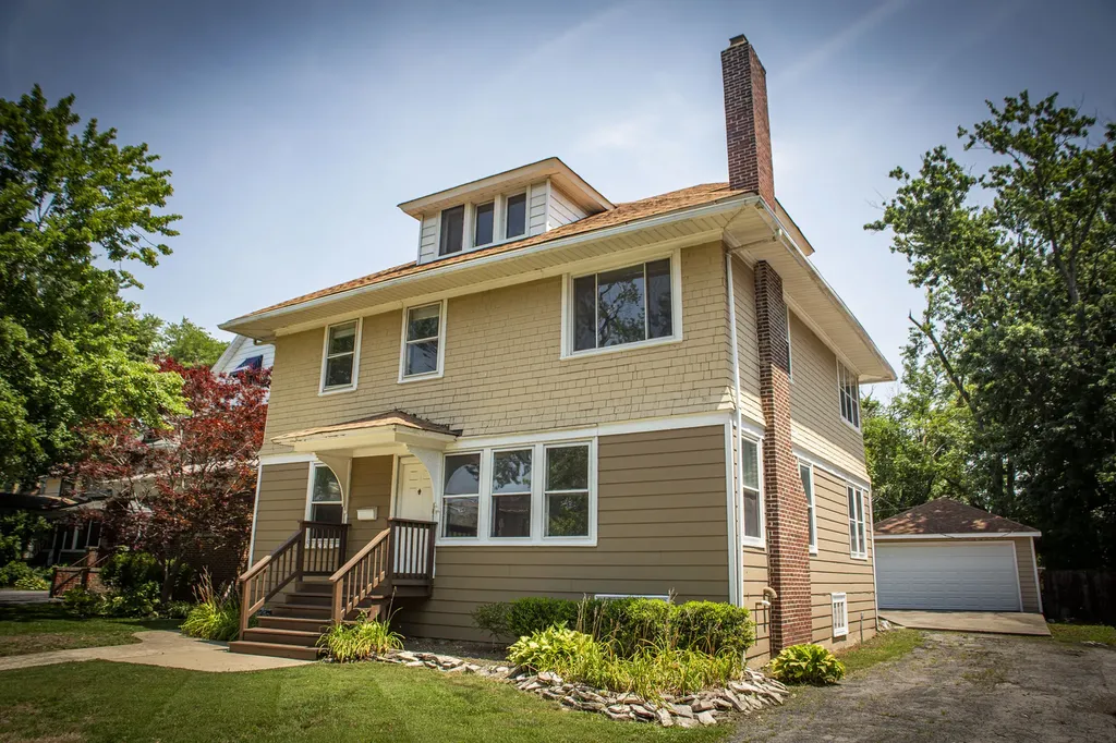 11359 South Bell Avenue Chicago IL 60643