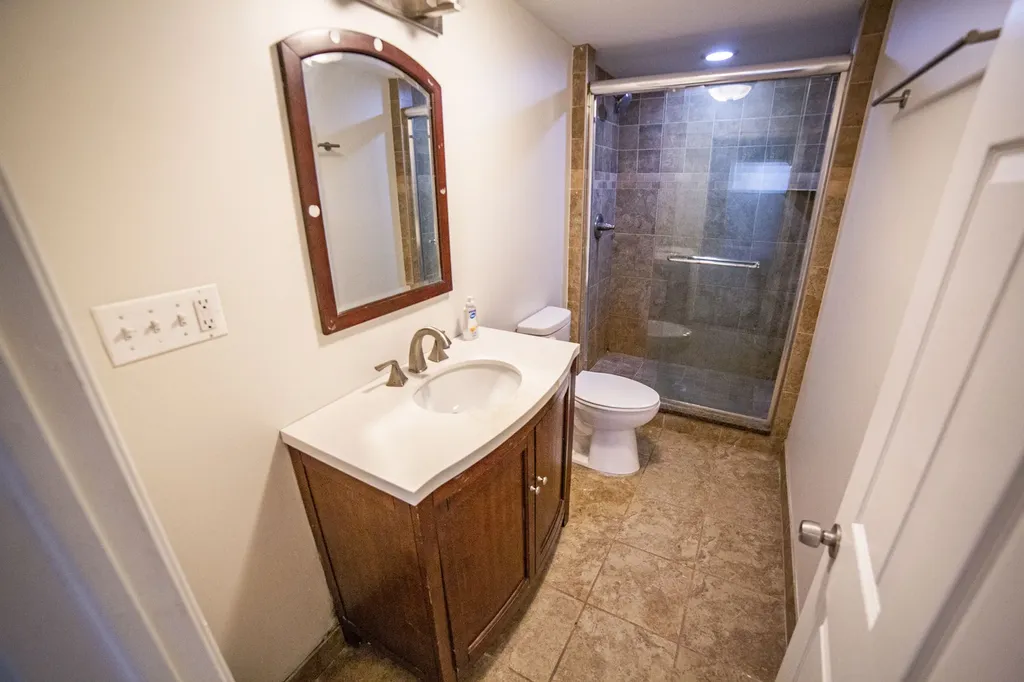 11359 South Bell Avenue Chicago IL 60643