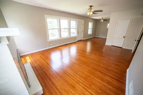 11359 South Bell Avenue Chicago IL 60643