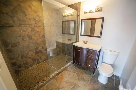 11359 South Bell Avenue Chicago IL 60643
