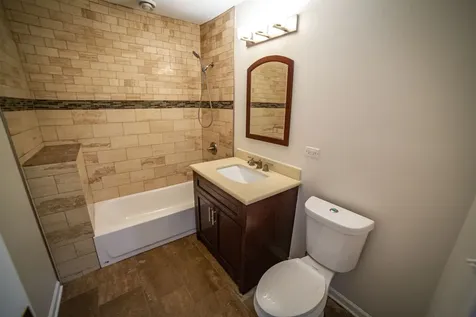 11359 South Bell Avenue Chicago IL 60643