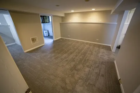 11359 South Bell Avenue Chicago IL 60643