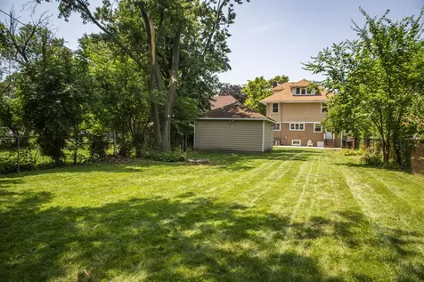 11359 South Bell Avenue Chicago IL 60643