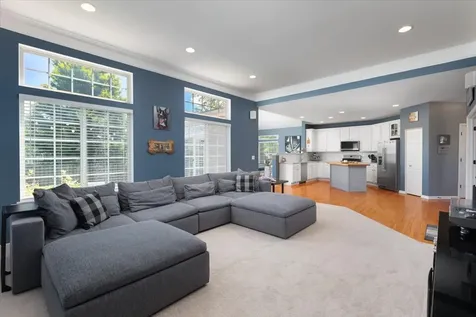 804 South Sparkle Court Oswego IL 60543