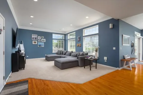 804 South Sparkle Court Oswego IL 60543