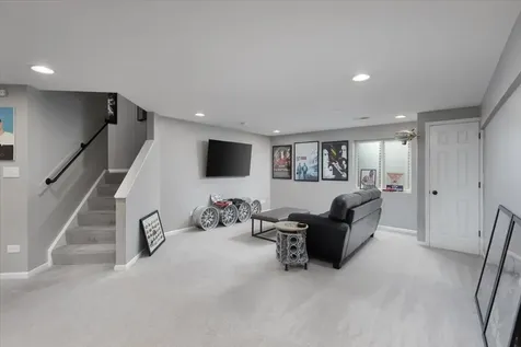 804 South Sparkle Court Oswego IL 60543